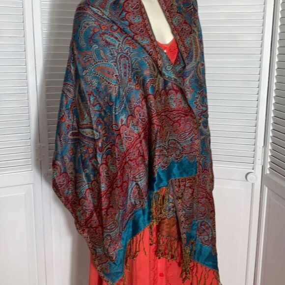 Vintage Paisley Large Wrap Scarf With Fringe - Picture 3 of 13
